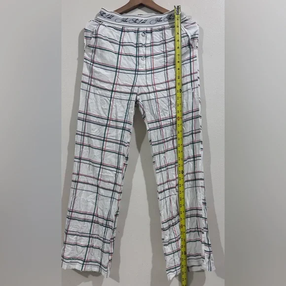 YLLW Chic Plaid Women's Trousers in White and Black - Picture 4 of 7